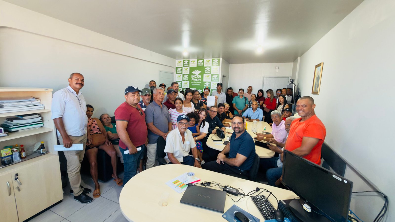 Prefeitura de Joaquim Gomes leva lideranças rurais ao Incra para buscar avanços para a agricultura