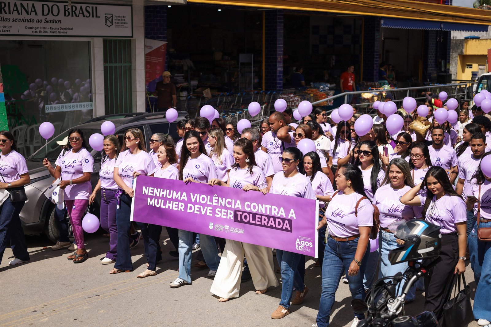 Caminhada Agosto Lilás mobiliza Joaquim Gomes no combate à violência contra a mulher